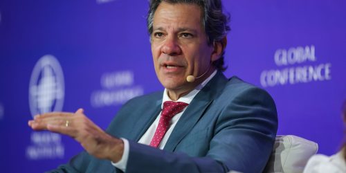 Haddad anuncia que pretende acelerar desoneração de data centers Imagem referente a Haddad anuncia que pretende acelerar desoneração de data centers
