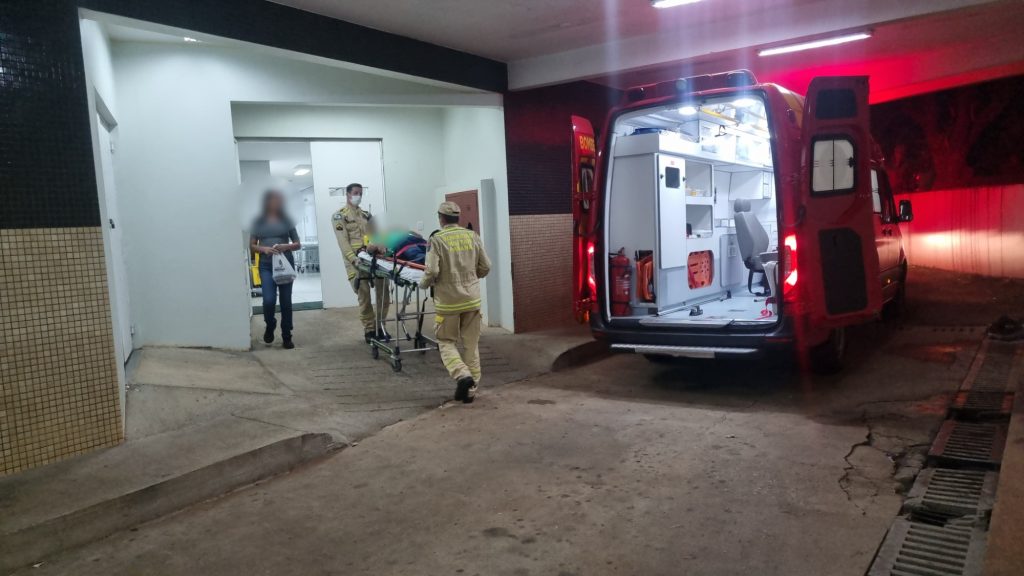 Homem fica ferido após acidente na Rua André de Barros