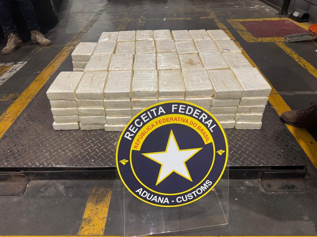 No Porto de Paranaguá, Receita Federal apreende 156 kg de cocaína que seria enviada à Austrália