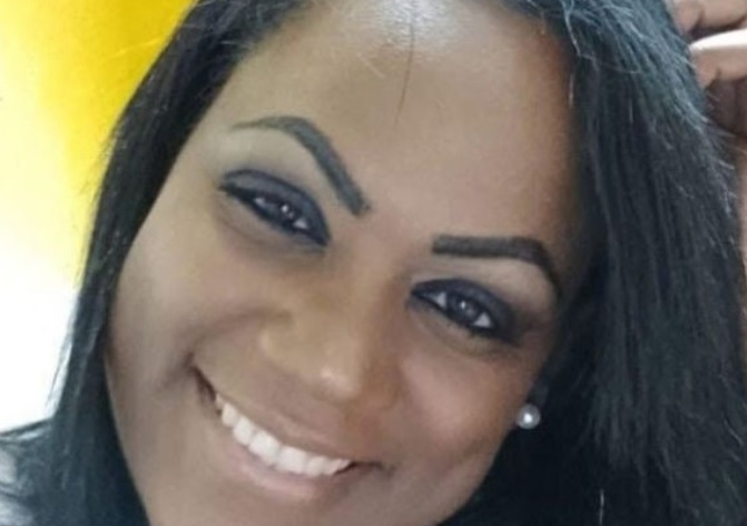 Morre mulher que foi atacada com ácido pelo ex-companheiro