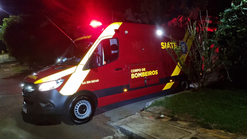 Idosa sofre queda e fica ferida no Bairro Santa Felicidade
