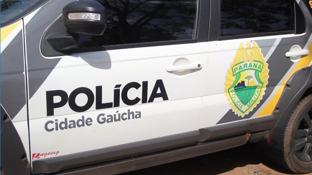 Homem invade casa de desconhecida, tira as roupas e acaba preso por importunação sexual Homem invade casa de desconhecida, tira as roupas e acaba preso por importunação sexual