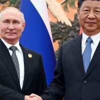 Imagem referente a Ucrânia ataca Moscou durante visita de Xi Jinping; aeroportos fecham