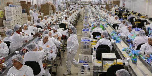 Indústria cresce 1,2% em março, após 5 meses de queda ou estabilidade Imagem referente a Indústria cresce 1,2% em março, após 5 meses de queda ou estabilidade