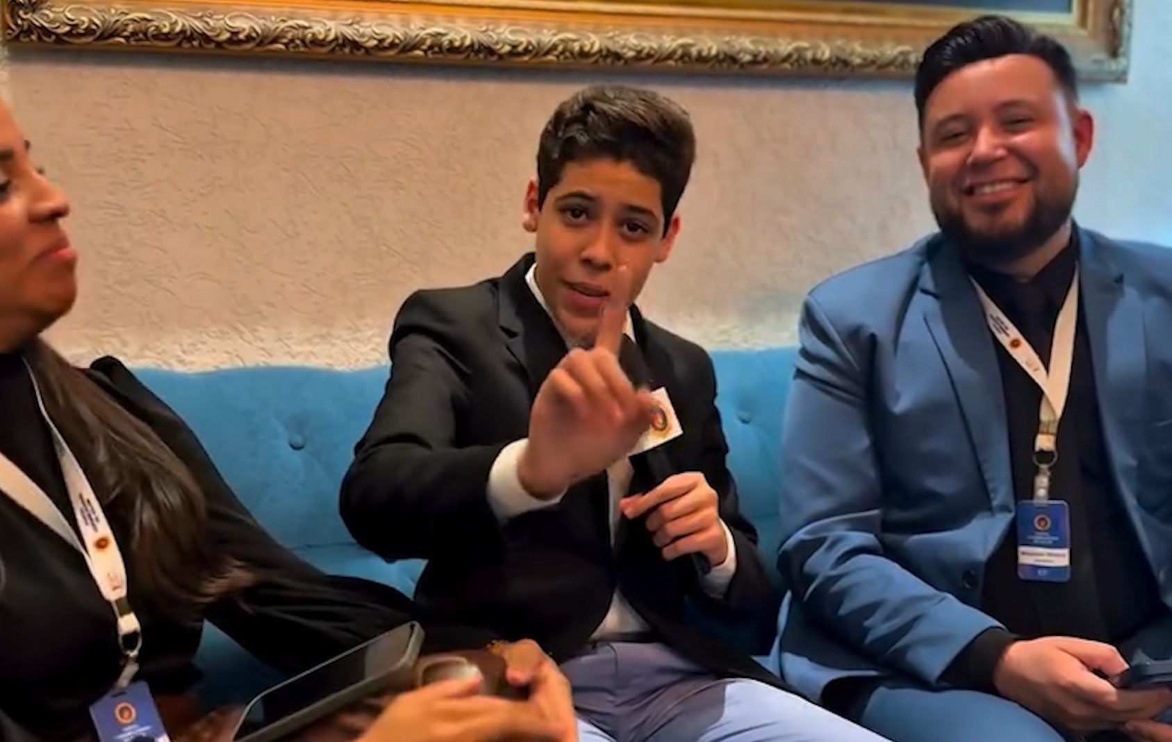 "Off the King, the Power": Missionário mirim explica frase que virou hit