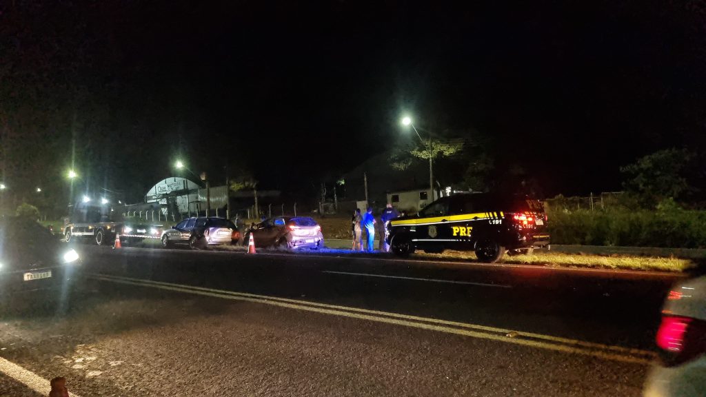 Engavetamento é registrado na BR-277 em Cascavel