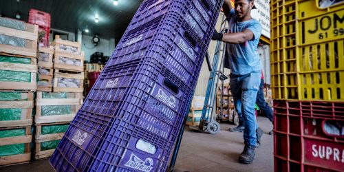 Rendimento médio dos brasileiros chega a R$ 3.057, recorde desde 2012 Imagem referente a Rendimento médio dos brasileiros chega a R$ 3.057, recorde desde 2012