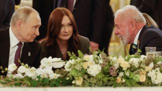 Na Rússia, Lula celebra 80 anos da vitória contra o nazismo