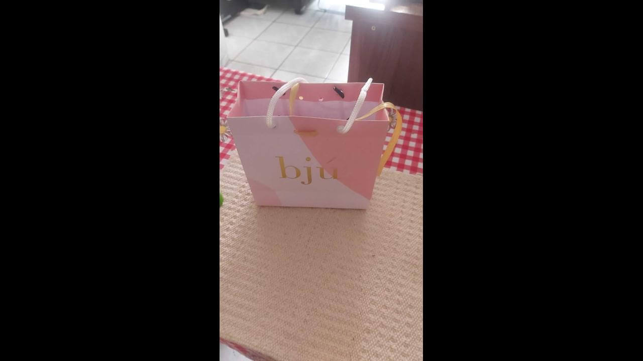 Presente de Dia das Mães foi perdido em ônibus no Terminal Sul