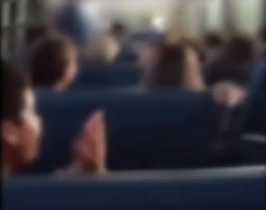 Vídeo mostra alunos gritado por socorro enquanto motorista conduz ônibus escolar de forma perigosa no Paraná