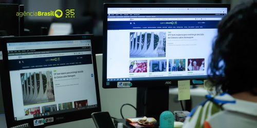 Centenas de jornais e sites publicam conteúdo da Agência Brasil Imagem referente a Centenas de jornais e sites publicam conteúdo da Agência Brasil