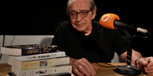 Bienal 2025 terá parque literário e homenageará o escritor Ruy Castro Imagem referente a Bienal 2025 terá parque literário e homenageará o escritor Ruy Castro