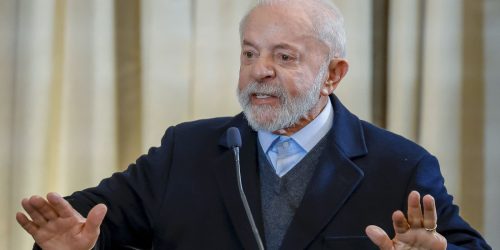 Nenhum aposentado terá prejuízo, diz Lula sobre descontos indevidos Imagem referente a Nenhum aposentado terá prejuízo, diz Lula sobre descontos indevidos