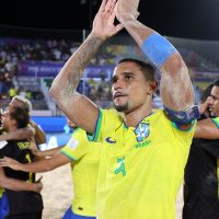 Imagem referente a Brasil chega à decisão da Copa do Mundo de beach soccer