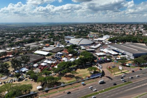 Na Expoingá, Estado destaca o crescimento sustentável do agro do Paraná Imagem referente a Na Expoingá, Estado destaca o crescimento sustentável do agro do Paraná