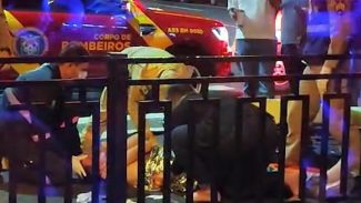 Homem baleado no Centro sofreu duas perfurações no abdômen; Veja atendimento do Siate Homem baleado no Centro sofreu duas perfurações no abdômen; Veja atendimento do Siate