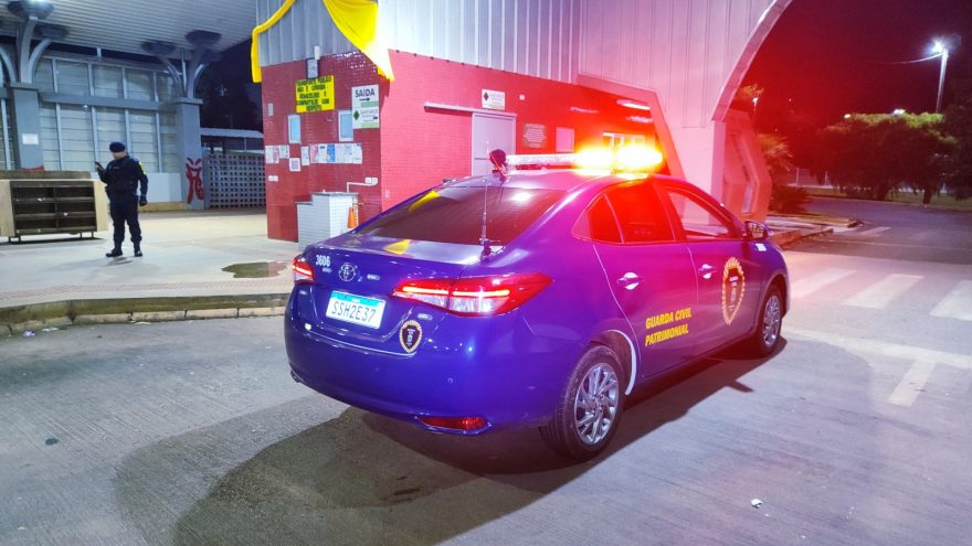 Terminal Nordeste: porta do banheiro feminino é furtada e suspeito é detido pela GCP