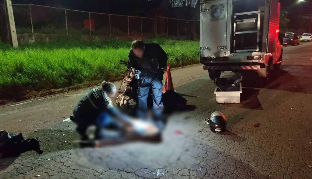 Prestes a ser pai, João Mário de Oliveira, de 25 anos, é a vítima fatal da colisão entre motos Prestes a ser pai, João Mário de Oliveira, de 25 anos, é a vítima fatal da colisão entre motos