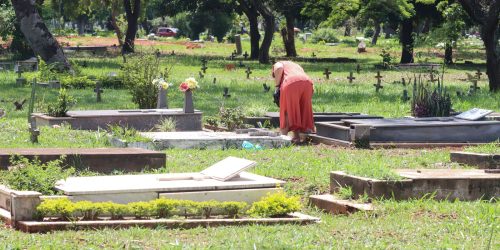 Taxa de homicídio cai, mas violência matou 45,7 mil no Brasil em 2023 Imagem referente a Taxa de homicídio cai, mas violência matou 45,7 mil no Brasil em 2023
