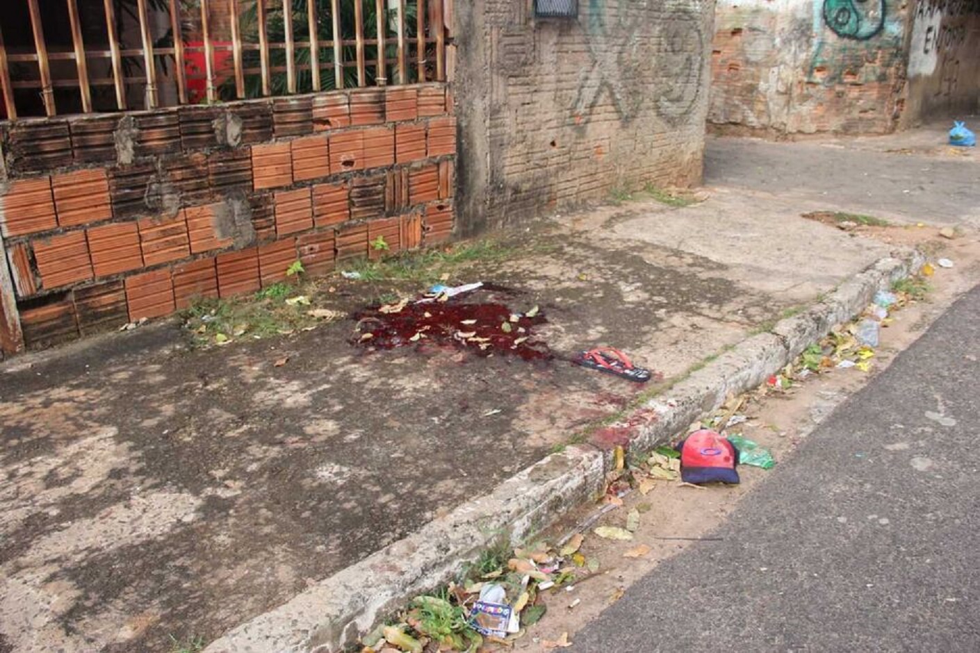 Após assassinato brutal, família e amigos pedem justiça e pressionam autoridades