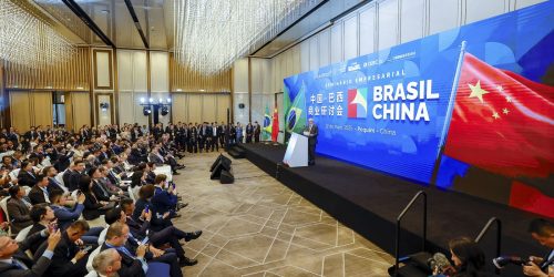 Imagem referente a Cúpula aproxima América Latina da China em meio à disputa com EUA