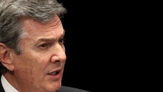 Moraes determina apreensão do passaporte diplomático de Collor