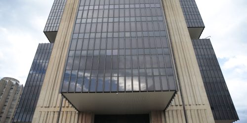 Bancos Centrais do Brasil e da China assinam acordo de troca de moedas Imagem referente a Bancos Centrais do Brasil e da China assinam acordo de troca de moedas