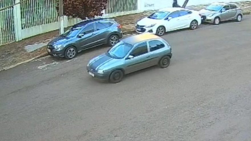Corsa de placas CIX-9B45 é furtado no Centro de Cascavel