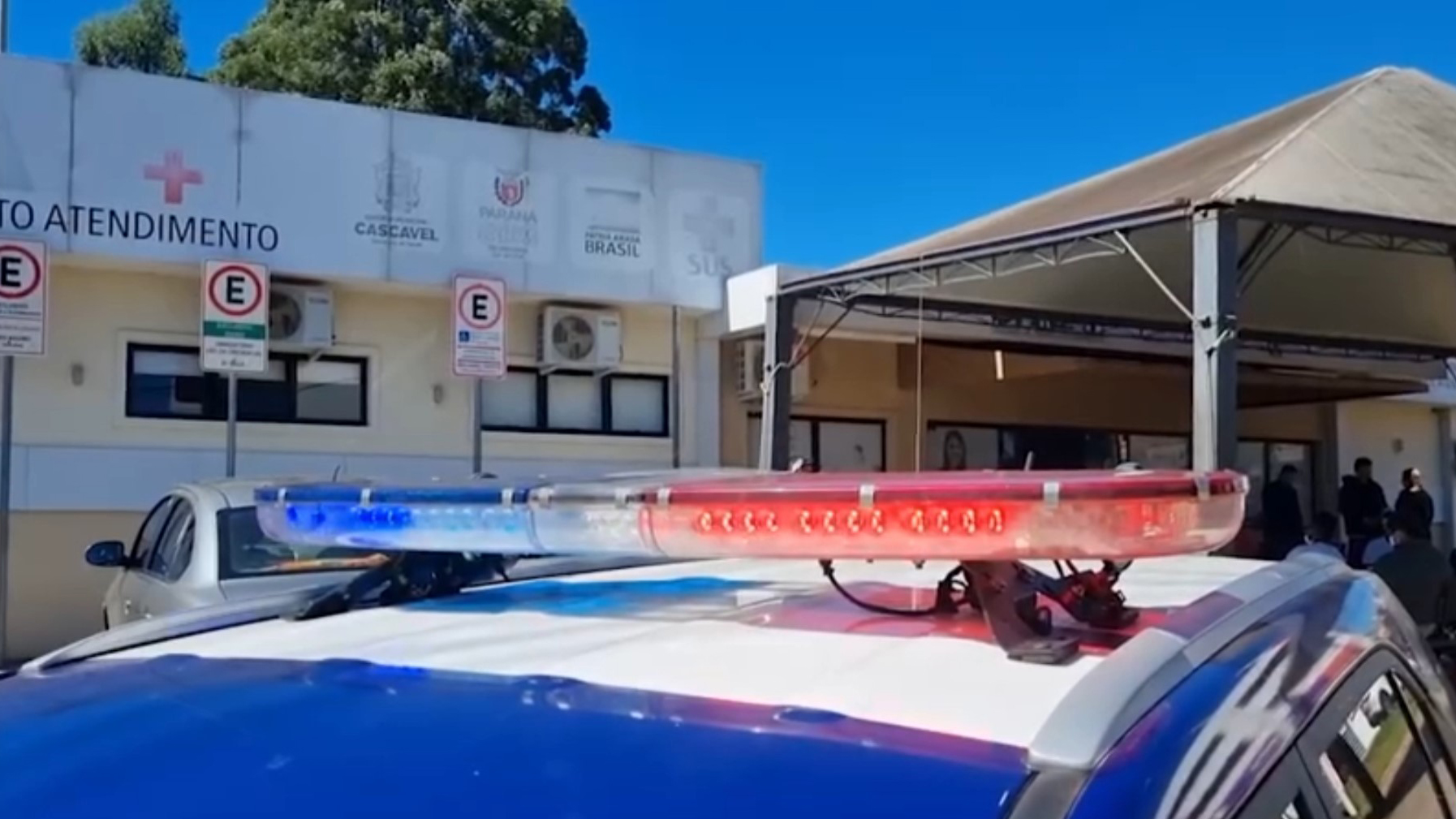 Homem com mandado de prisão por tráfico e porte ilegal de arma recebe alta na UPA Brasília e volta à DP Homem com mandado de prisão por tráfico e porte ilegal de arma recebe alta na UPA Brasília e volta à DP