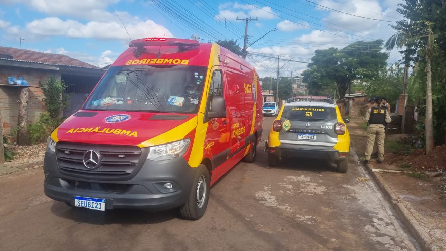 Indivíduos invadem residência e agridem idoso no Julieta Bueno