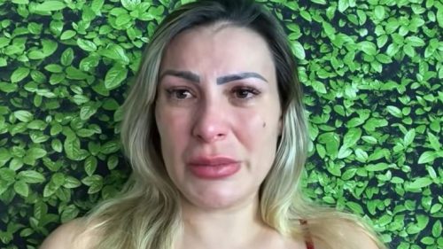 Andressa Urach faz desabafo sobre doença: ‘Sem forças’ Imagem referente a Andressa Urach faz desabafo sobre doença: ‘Sem forças’