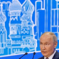 Imagem referente a Lula diz que pedirá a Putin que participe de negociação com Zelensky
