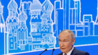 Lula diz que pedirá a Putin que participe de negociação com Zelensky