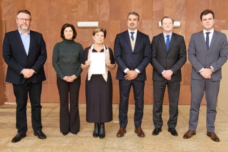 Sanepar assina acordo com MP para levar mais benefícios à população de Ponta Grossa Imagem referente a Sanepar assina acordo com MP para levar mais benefícios à população de Ponta Grossa