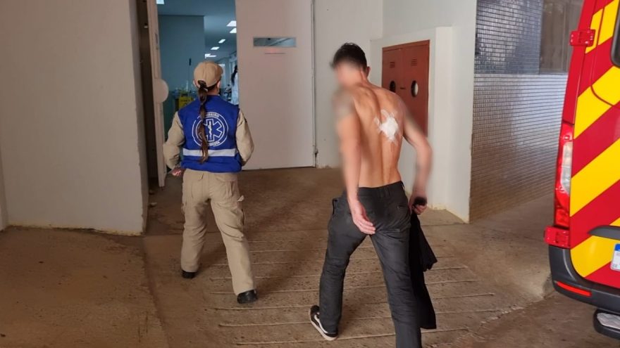 Pai é esfaqueado pelo próprio filho no Centro de Cascavel