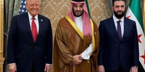Trump se reúne com presidente da Síria após anunciar fim de sanções Imagem referente a Trump se reúne com presidente da Síria após anunciar fim de sanções