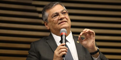 Dino defende decisão da Primeira Turma do STF sobre Ramagem Imagem referente a Dino defende decisão da Primeira Turma do STF sobre Ramagem