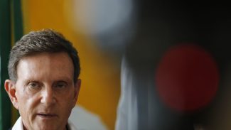 Justiça do RJ bloqueia bens de Crivella por improbidade administrativa