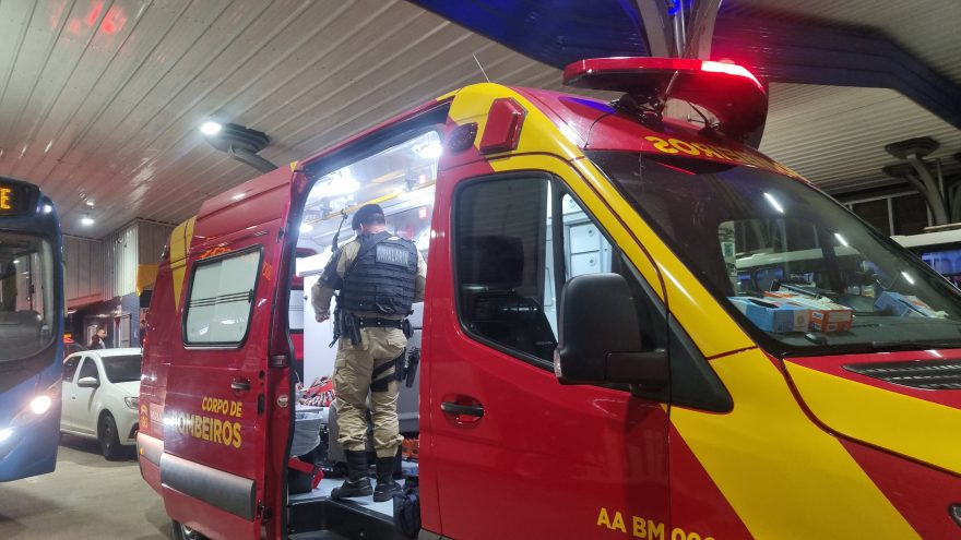 Suspeito de assediar jovem em ônibus é agredido no Terminal Leste