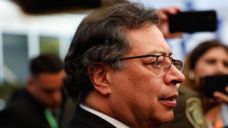 Presidente da Colômbia sugere greve geral após acusar Senado de fraude