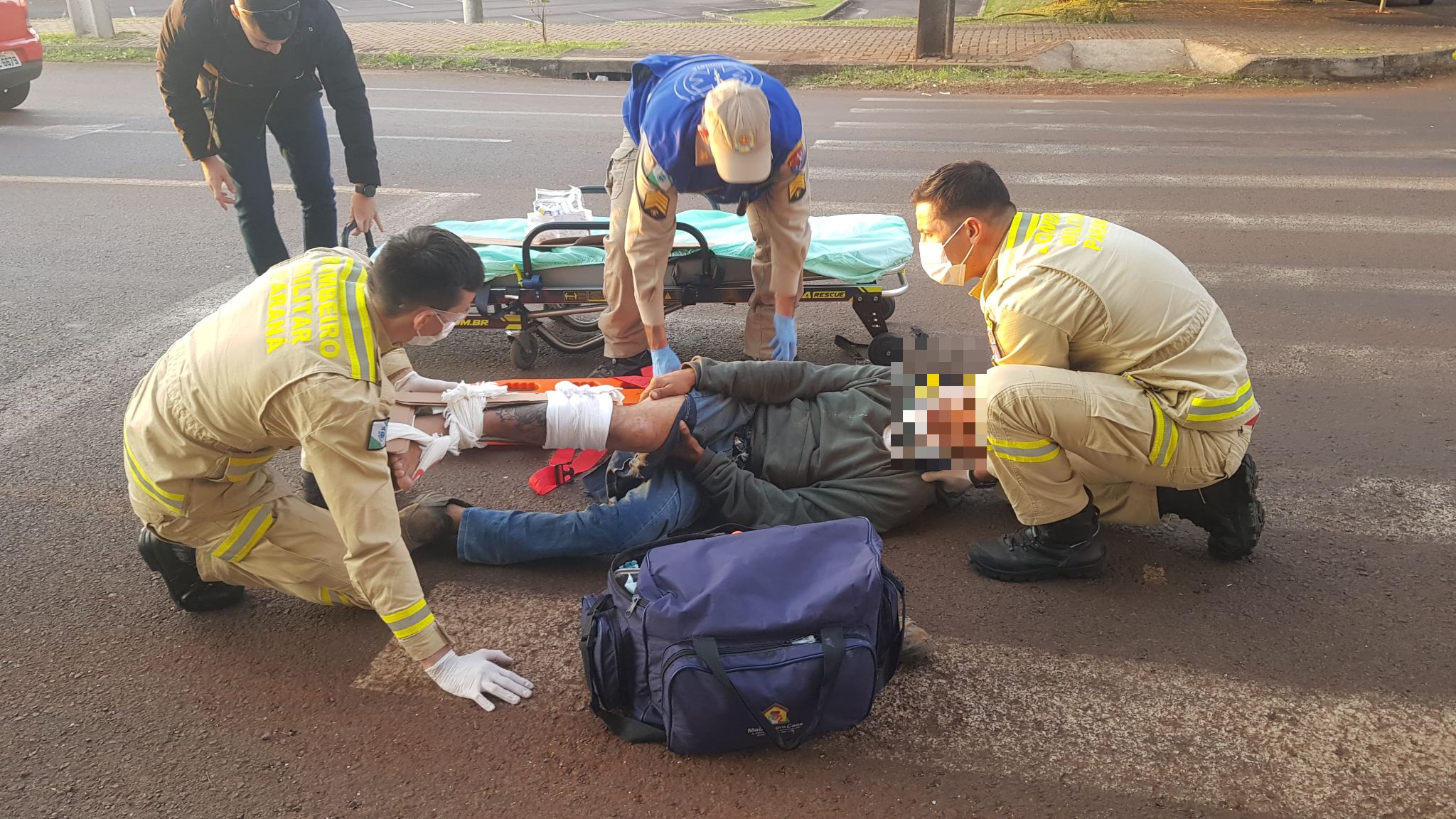 Motociclista sofre fratura na perna em acidente de trânsito no Santo Onofre