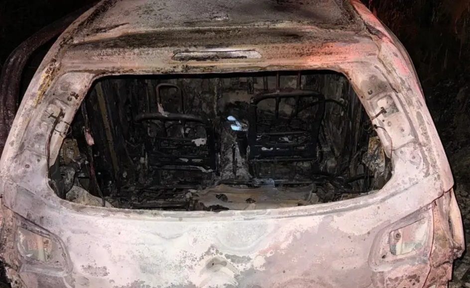 Homem é preso após queimar corpo de desafeto em porta-malas Homem é preso após queimar corpo de desafeto em porta-malas