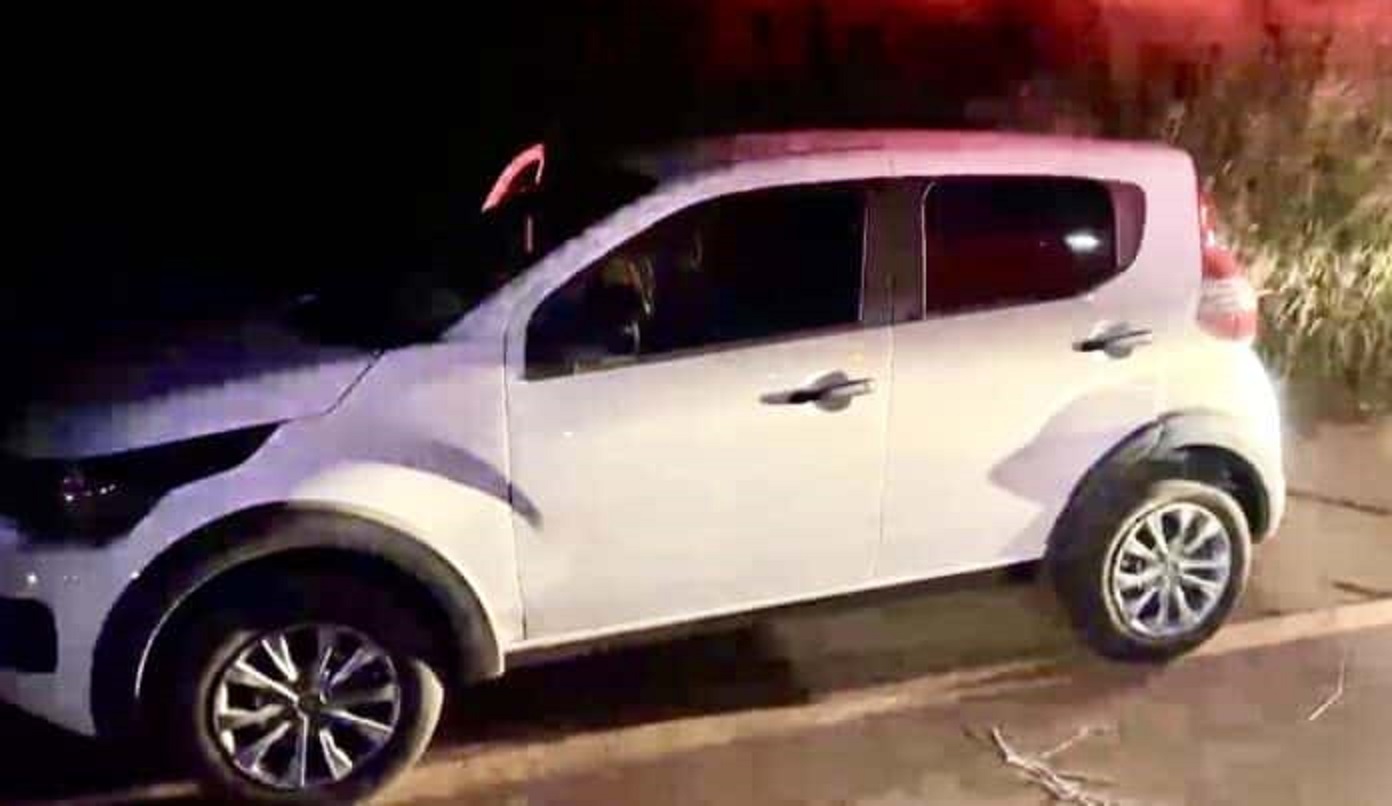 Morre homem encontrado amarrado dentro de carro e com sinais de espancamento na BR-163