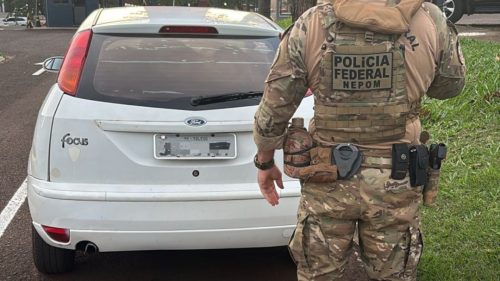 PF prende motorista transportando 200 Kg de maconha em Entre Rios do Oeste PF prende motorista transportando 200 Kg de maconha em Entre Rios do Oeste