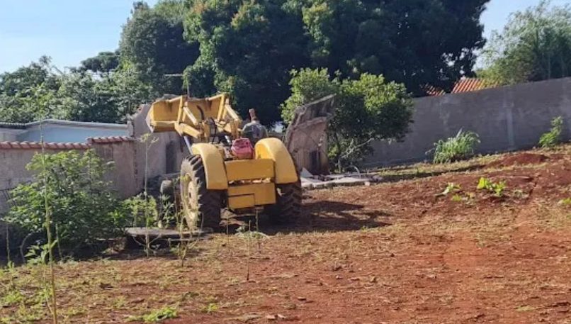 Trabalhador morre após laje desabar durante serviço neste domingo Trabalhador morre após laje desabar durante serviço neste domingo