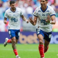 Imagem referente a Corinthians e Bahia vencem em rodada de clássicos pelo Brasileirão