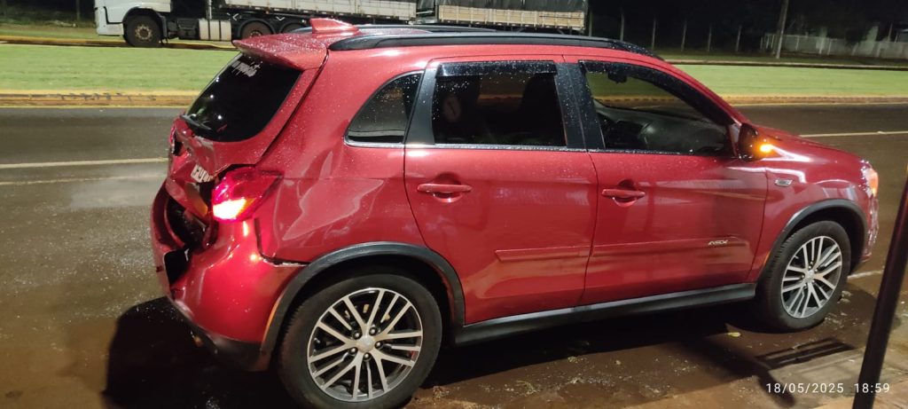 Mitsubishi ASX e Ford Ecosport se envolvem em acidente em Santa Helena Mitsubishi ASX e Ford Ecosport se envolvem em acidente em Santa Helena