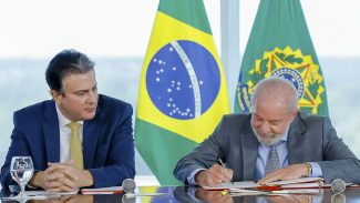 Decreto define medicina, direito e odonto como cursos presenciais