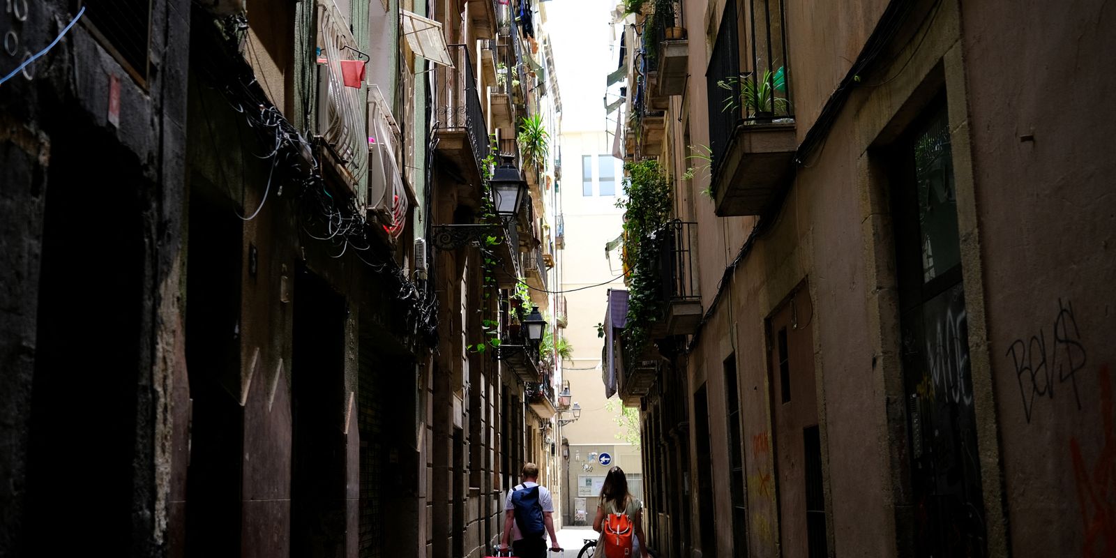 Espanha bloqueia mais de 65 mil anúncios de alugueis de temporada