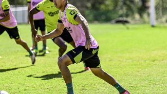STJD suspende jogador do América-MG em caso de discriminação racial